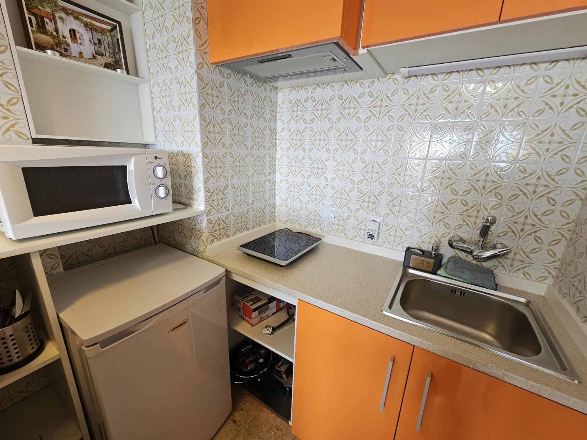 Cornelia If Apartment